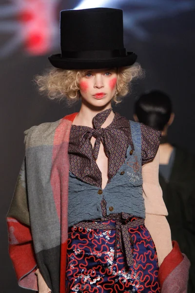 Look 38